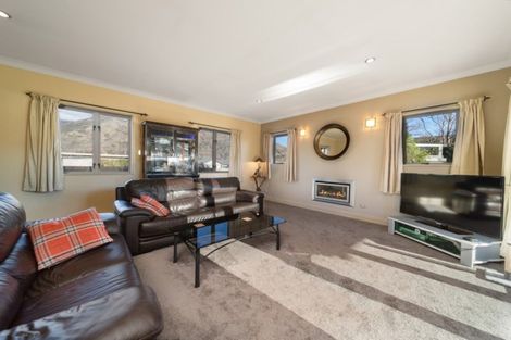 Photo of property in 56 Erskine Street, Lake Hayes, Queenstown, 9304