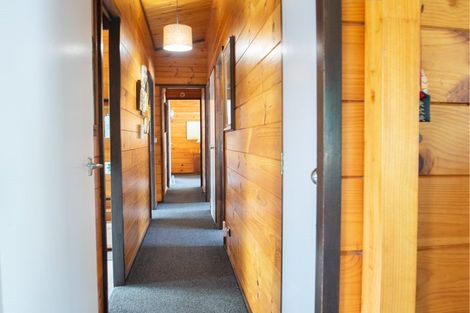 Photo of property in 15 Waitawa Place, Lynmore, Rotorua, 3010
