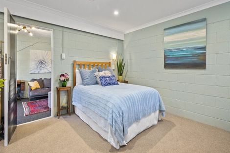 Photo of property in 22 Routly Avenue, Pukekohe, 2120