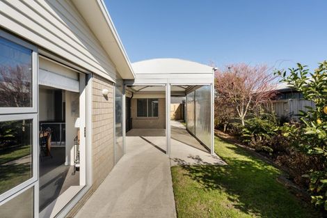 Photo of property in 1 Butterworth Crescent, Papamoa Beach, Papamoa, 3118
