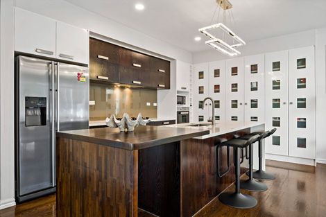 Photo of property in 52 Corricvale Way, Northcross, Auckland, 0630