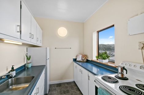 Photo of property in Hobson Court Flats, 66/70u Hobson Street, Thorndon, Wellington, 6011