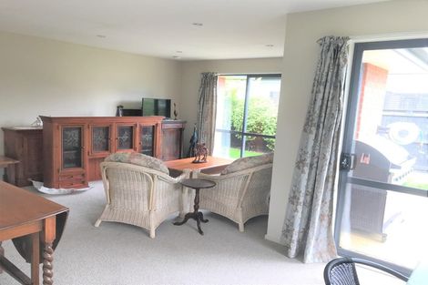 Photo of property in 273 Hills Road, Mairehau, Christchurch, 8013