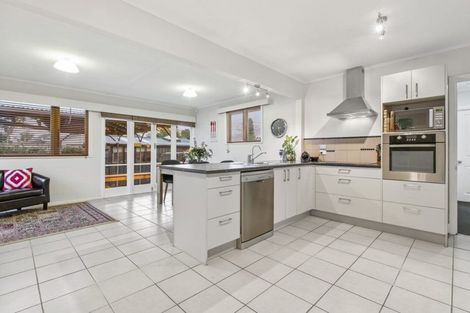 Photo of property in 1/29 Hill Crescent, Papakura, 2110