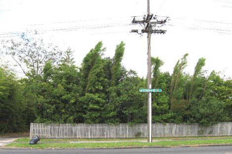Photo of property in 1/92 Titirangi Road, New Lynn, Auckland, 0600