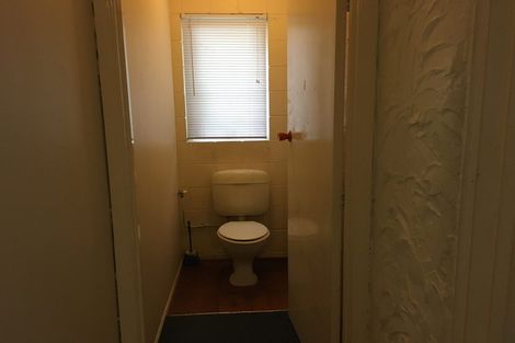 Photo of property in 9 Micawber Place, Mellons Bay, Auckland, 2014