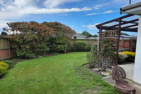 Photo of property in 122 Effingham Street, North New Brighton, Christchurch, 8083