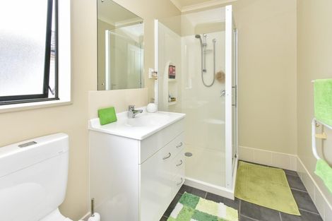 Photo of property in 56 Peninsula Road, Mangere, Auckland, 2022