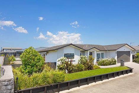 Photo of property in 2 Rupu Way, Favona, Auckland, 2024