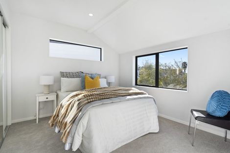 Photo of property in 132 Bradbury Road, Botany Downs, Auckland, 2010