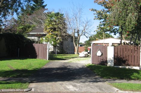 Photo of property in 19 Helms Place, Manurewa, Auckland, 2102
