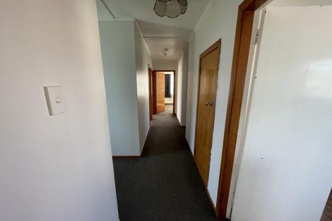 Photo of property in 14 Omori Place, Castlecliff, Whanganui, 4501