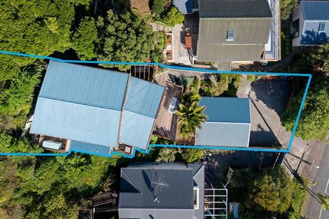 Photo of property in 355 Muritai Road, Eastbourne, Lower Hutt, 5013