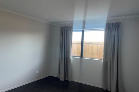 Photo of property in 29 Cousins Street, Woodend, 7691