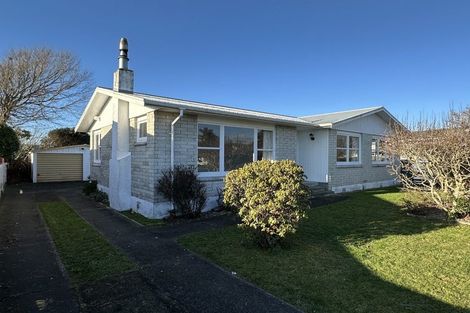 Photo of property in 5 Weld Street, Levin, 5510