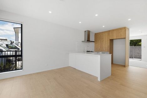 Photo of property in 116 Pepene Avenue, Takanini, Auckland, 2112