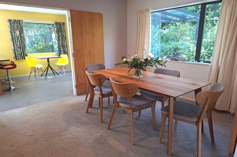 Photo of property in 49b Simla Crescent, Khandallah, Wellington, 6035