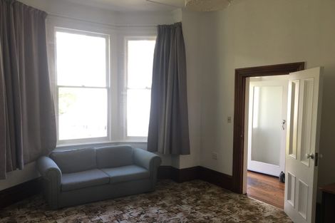 Photo of property in 19 Myrtle Crescent, Mount Cook, Wellington, 6021