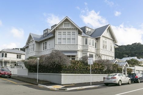 Photo of property in The Villas, 33u7 Hobson Street, Thorndon, Wellington, 6011