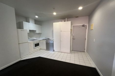 Photo of property in Terrace Tower Apartments, 126 The Terrace, Wellington Central, Wellington, 6011