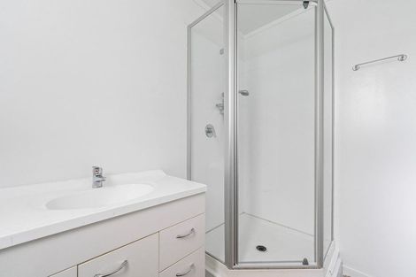Photo of property in 224 Don Buck Road, Massey, Auckland, 0614