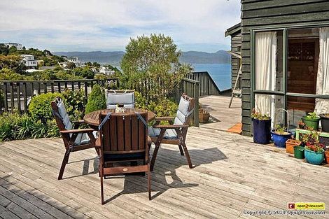 Photo of property in 19 Waru Street, Khandallah, Wellington, 6035