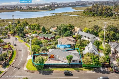 Photo of property in 2 Talavera Place, Te Atatu South, Auckland, 0602