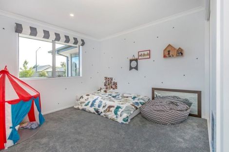 Photo of property in 80 Cairnbrae Drive, Prebbleton, 7604