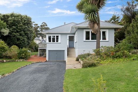 Photo of property in 8 Rosehill Road, Macandrew Bay, Dunedin, 9077