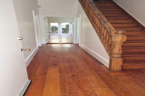 Photo of property in 99 Webb Street, Mount Cook, Wellington, 6011