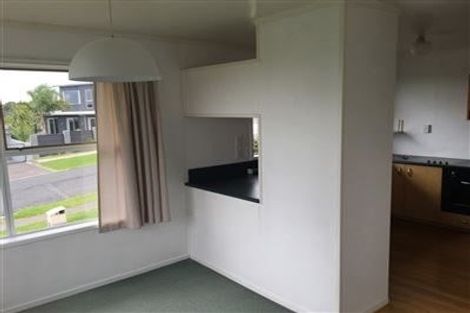 Photo of property in 1/47 Braemar Road, Rothesay Bay, Auckland, 0630