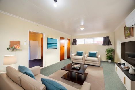 Photo of property in 4b Jones Place, Highbury, Palmerston North, 4412