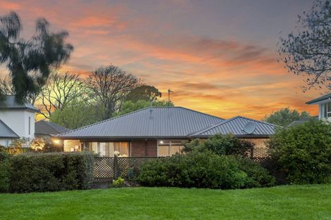 Photo of property in 27 Brodie Street, Ilam, Christchurch, 8041