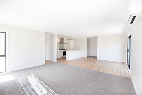 Photo of property in 6 Te Ara O Roimata, Wainuiomata, Lower Hutt, 5014
