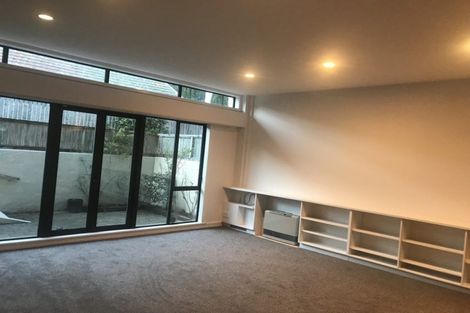 Photo of property in 28u2 Hobson Street, Thorndon, Wellington, 6011