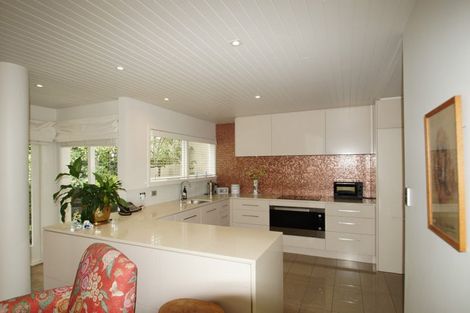 Photo of property in 127 Fendalton Road, Fendalton, Christchurch, 8014