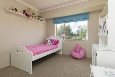 Photo of property in 5 Kendallvale Drive, Waiuku, 2123