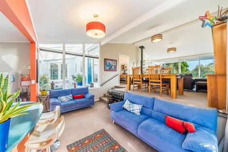 Photo of property in 51 Howard Road, Point Howard, Lower Hutt, 5013