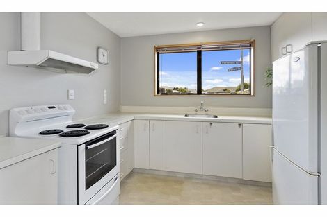 Photo of property in 1/92 Patterson Terrace, Halswell, Christchurch, 8025