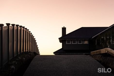 Photo of property in 41 Ocean View Road, Hatfields Beach, Orewa, 0931
