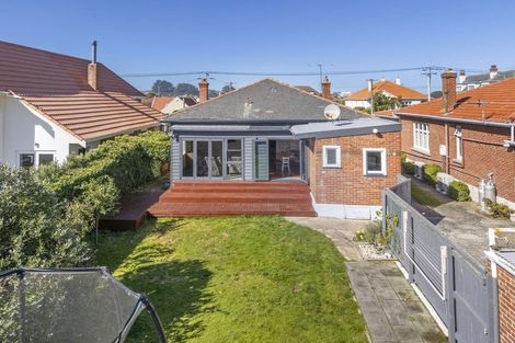 Photo of property in 19 Ings Avenue, Saint Clair, Dunedin, 9012