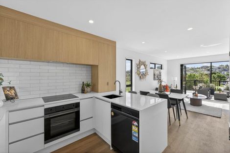 Photo of property in 13/10 Ngaroma House Drive, Hobsonville, Auckland, 0616