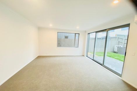 Photo of property in 41 Oyster Drive, Whenuapai, 0618