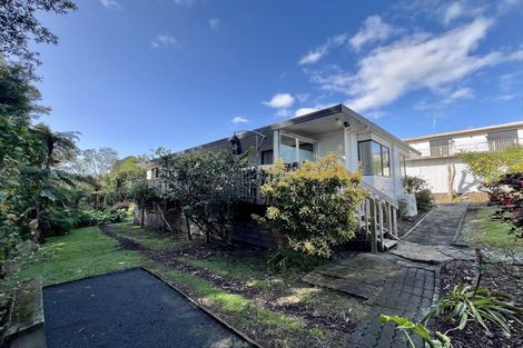 Photo of property in 21 Haruru Falls Road, Haruru, 0204