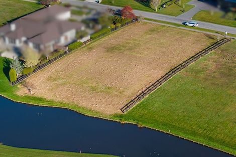 Photo of property in 22 Mapleham Drive, Pegasus, 7612