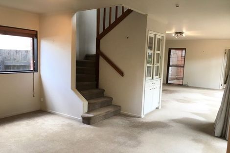 Photo of property in 2b Braemar Road, Castor Bay, Auckland, 0620