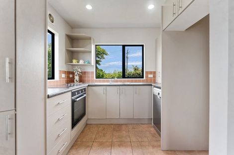 Photo of property in 2a Sycamore Drive, Sunnynook, Auckland, 0620