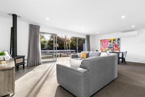 Photo of property in 4 Waikuku Beach Road, Waikuku Beach, 7473