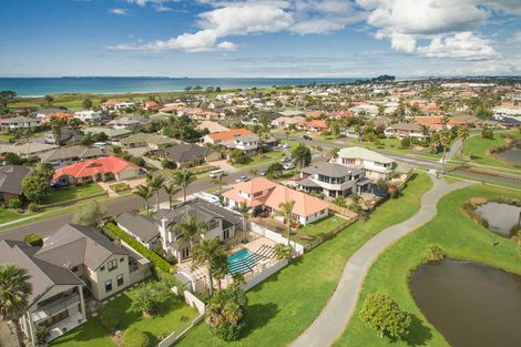 Photo of property in 46 Seychelles Drive, Papamoa Beach, Papamoa, 3118