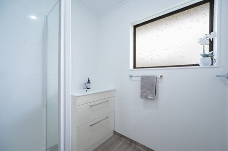 Photo of property in 7a Windlesham Place, Wakefield, 7025